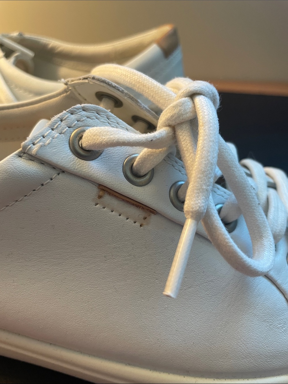 Ecco Soft 7 Shoes - Picture 7 of 9